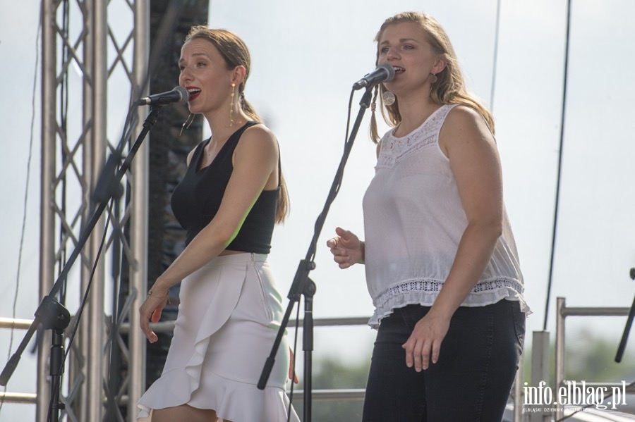 Sound'n'Grace w Elblągu. Chór zaśpiewał podczas festynu na starówce, fot. 15