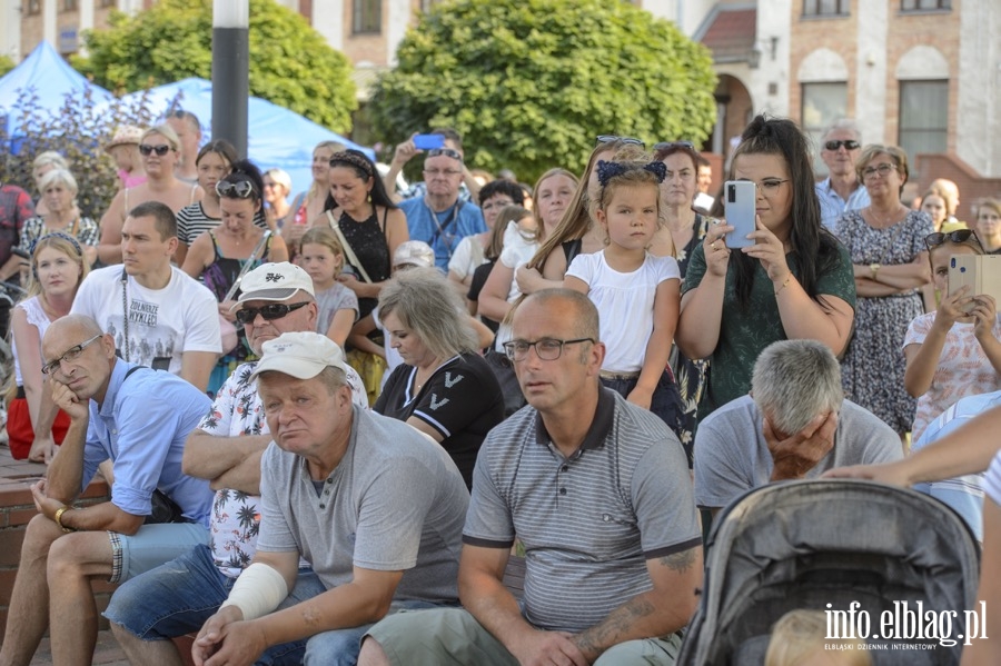 Sound'n'Grace w Elblgu. Chr zapiewa podczas festynu na starwce, fot. 26