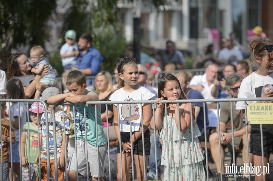 Sound'n'Grace w Elblgu. Chr zapiewa podczas festynu na starwce, fot. 48