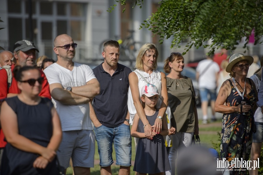 Sound'n'Grace w Elblgu. Chr zapiewa podczas festynu na starwce, fot. 64