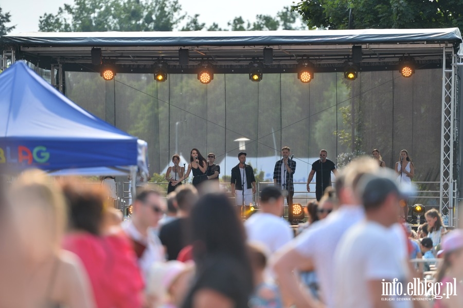 Sound'n'Grace w Elblągu. Chór zaśpiewał podczas festynu na starówce, fot. 77