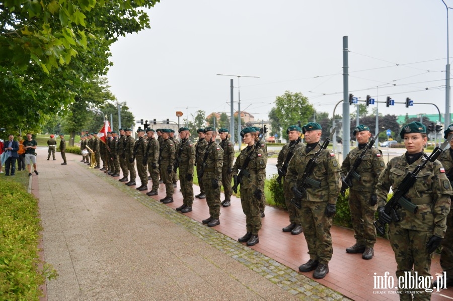 Dzi "zawyy" syreny. Uczczono 77. rocznic wybuchu Powstania Warszawskiego, fot. 2