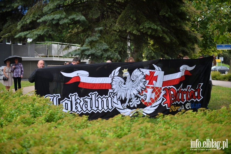 Dziś "zawyły" syreny. Uczczono 77. rocznicę wybuchu Powstania Warszawskiego, fot. 7