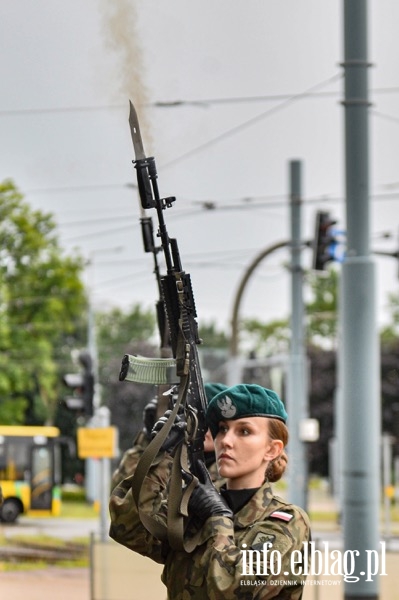 Dzi "zawyy" syreny. Uczczono 77. rocznic wybuchu Powstania Warszawskiego, fot. 28