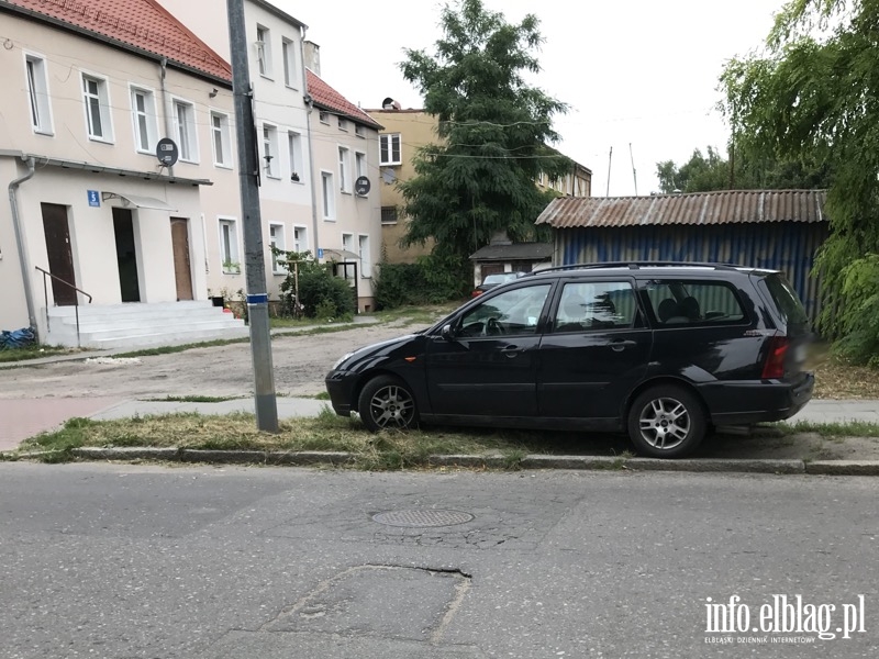 Mistrzowie parkowania w Elblgu (cz 116), fot. 7