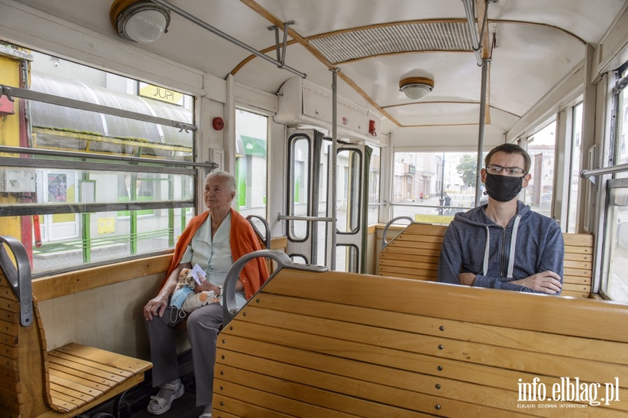 Wycieczka z przewodnikiem tramwajem linii  ,,T'', fot. 12