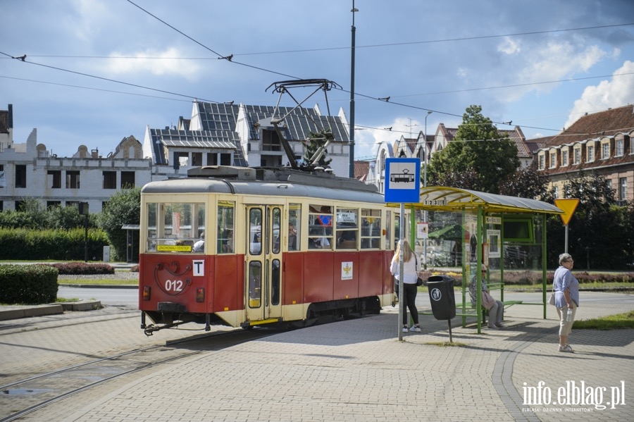 Wycieczka z przewodnikiem tramwajem linii  ,,T'', fot. 43