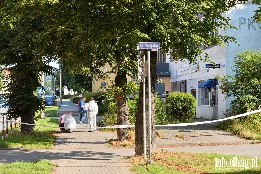 Nieznany sprawca wysadzi bankomat przy Wiejskiej. &#8222;Najprawdopodobniej nie skradziono pienidzy&#8221;, fot. 13