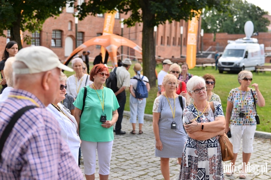 Sobotnia wycieczka z przewodnikiem PTTK, fot. 25