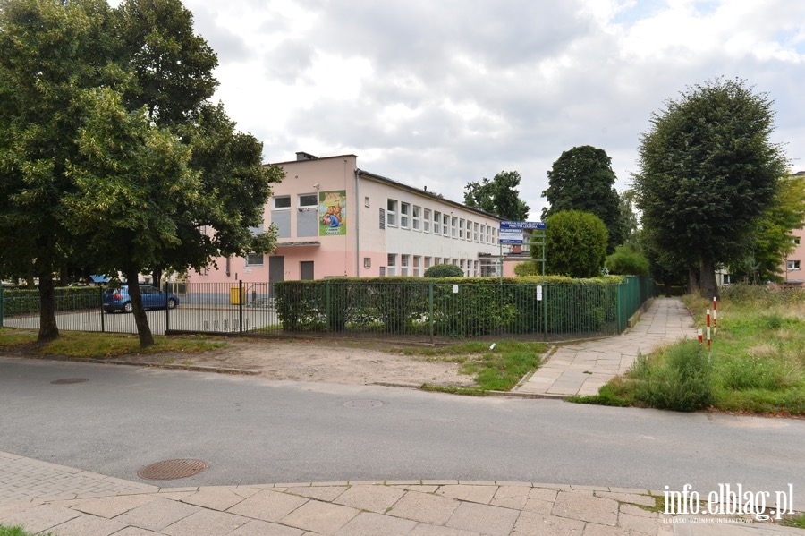 Problem z parkowaniem przy ul. Zajchowskiego, Nowowiejskiej i Starowiejskiej (szkoa, obek, przedszkole), fot. 9