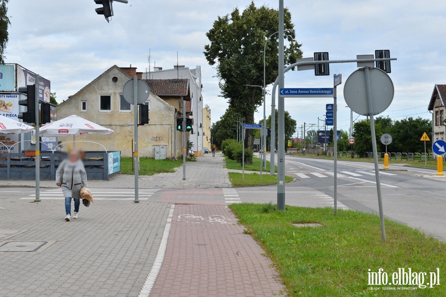 Na Grunwaldzkiej problem z chodnikami i brakiem cieki rowerowej, fot. 1