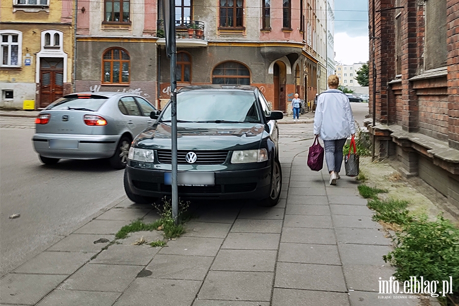  Mistrzowie parkowania w Elblgu (cz 121), fot. 1