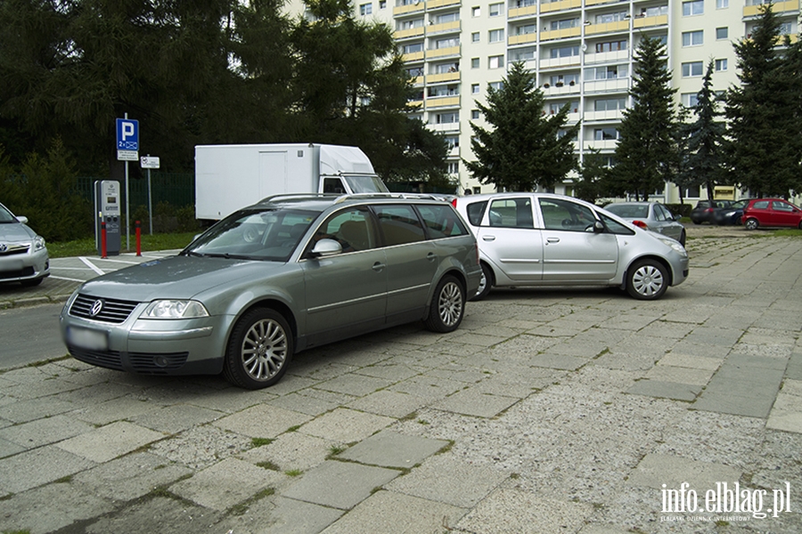 Mistrzowie parkowania w Elblągu (część 123), fot. 3