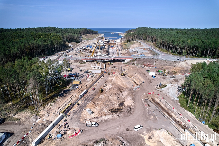 Przekop Mierzei Wiślanej: Montaż pierwszej bramy, fot. 24
