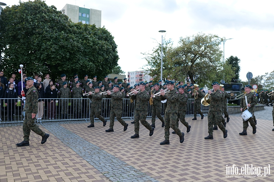 Sztandar dla 16. Pułku Logistycznego, fot. 7