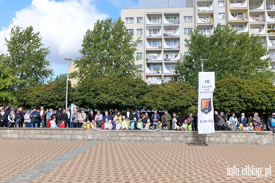 Sztandar dla 16. Pułku Logistycznego, fot. 18