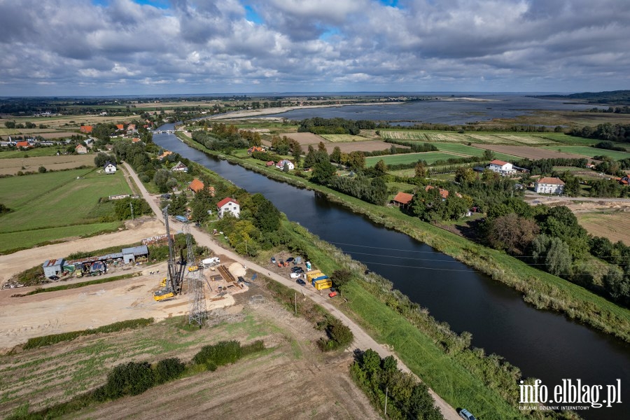 Trwaj prace przy drugiej czci budowy drogi wodnej, fot. 11