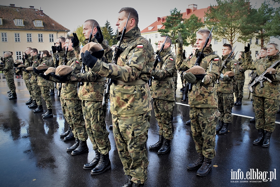 Przysiga wojskowa to wyraz patriotyzmu, oddania i zobowizania wobec Ojczyzny i Narodu Polskiego, fot. 8