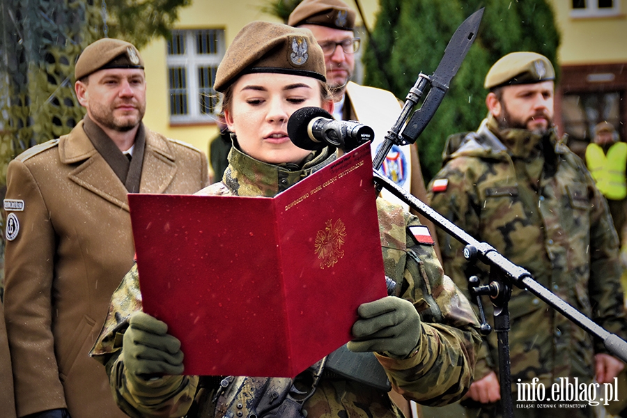 Przysiga wojskowa to wyraz patriotyzmu, oddania i zobowizania wobec Ojczyzny i Narodu Polskiego, fot. 12