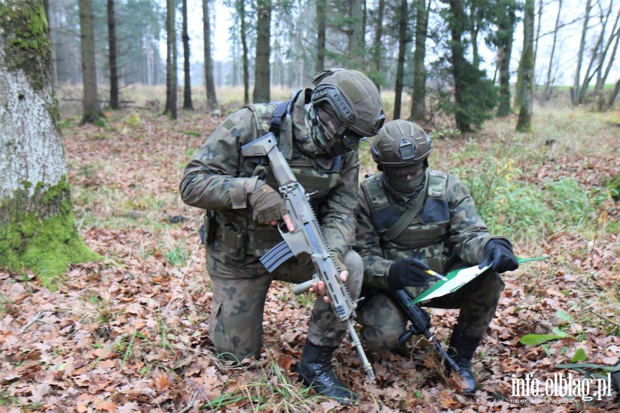 onierze WOT zabezpieczali przejazd wojskowej kolumny, fot. 8