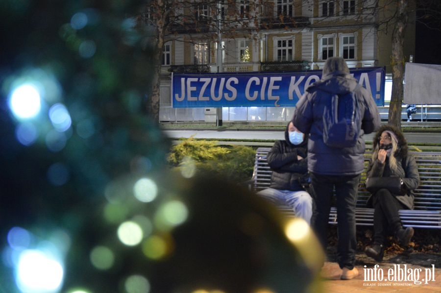 Społeczna wigilia na placu Dworcowym, fot. 17