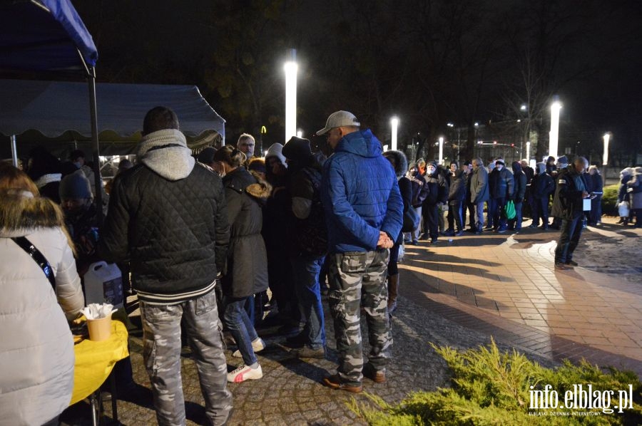 Społeczna wigilia na placu Dworcowym, fot. 63