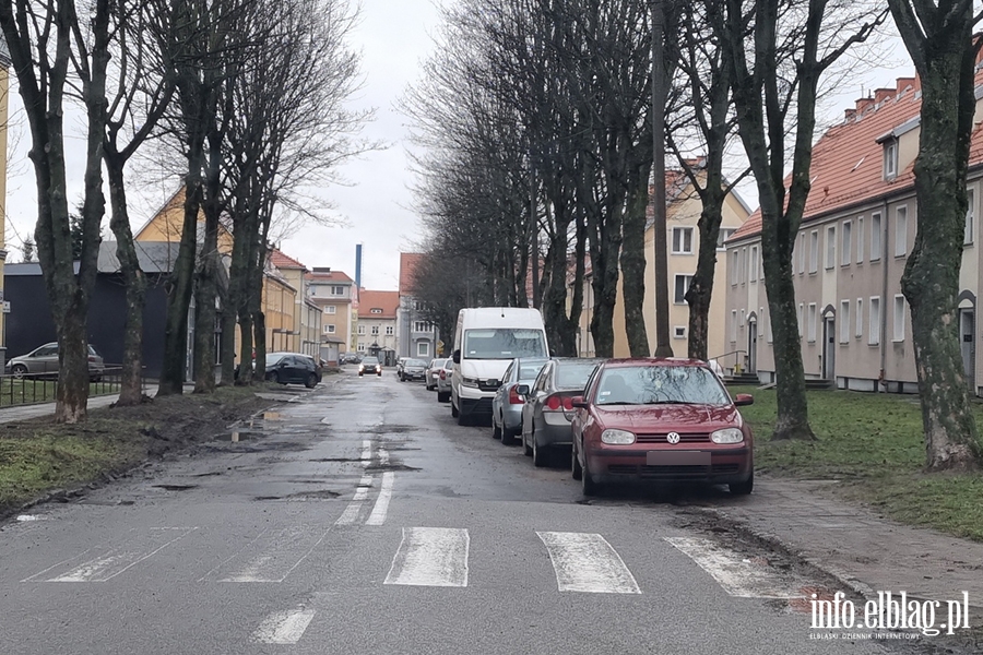 Mistrzowie parkowania w Elblągu (część 136), fot. 9