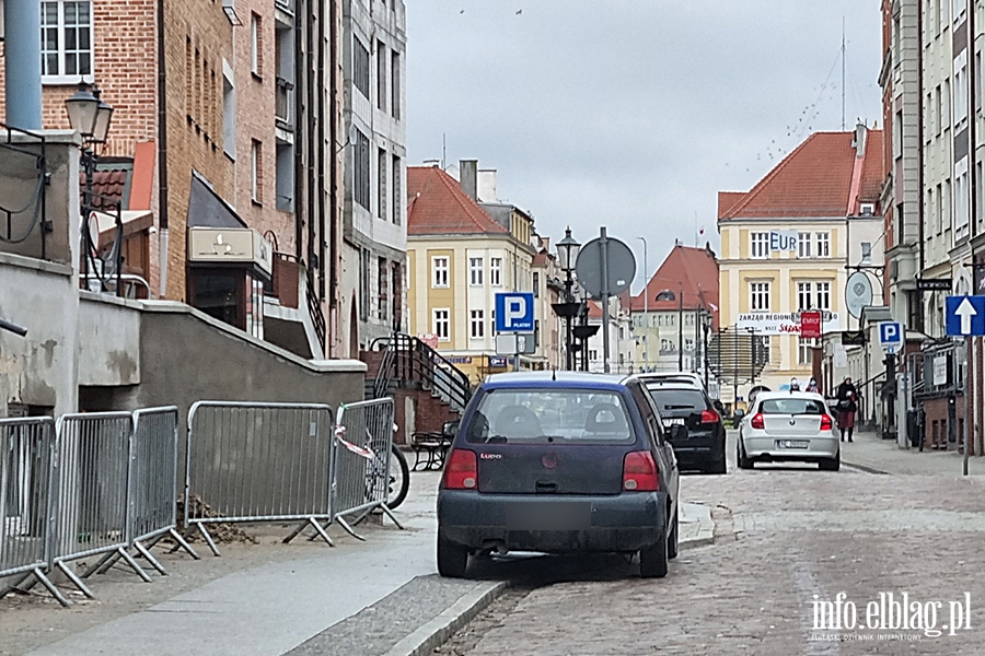 Mistrzowie parkowania w Elblągu (część 136), fot. 11