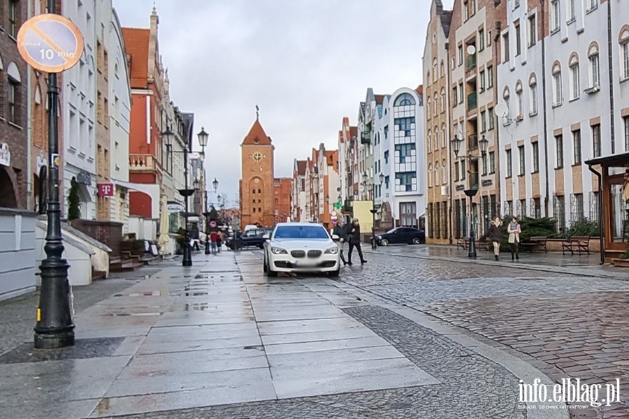 Mistrzowie parkowania w Elblągu (część 137), fot. 6