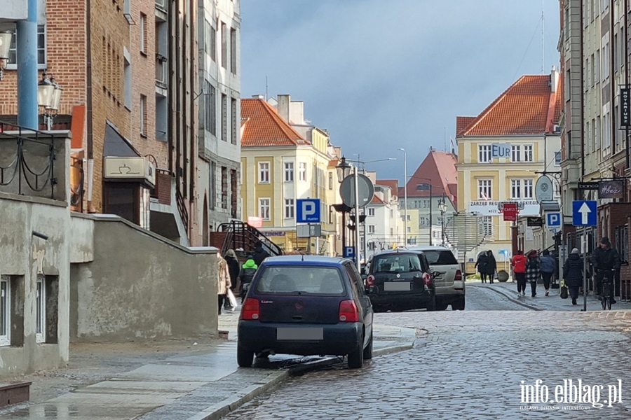 Mistrzowie parkowania w Elblągu (część 137), fot. 10