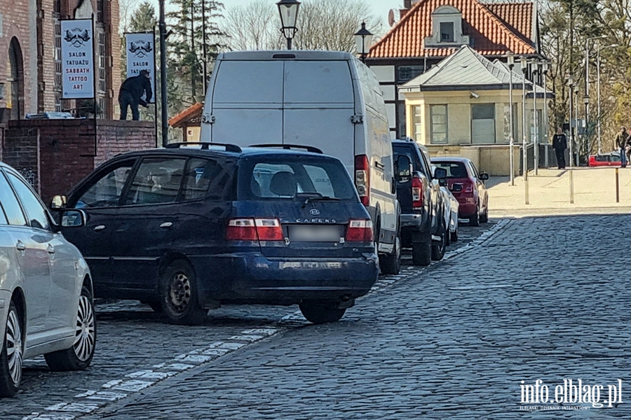 Mistrzowie parkowania w Elblgu (cz 143)	, fot. 6