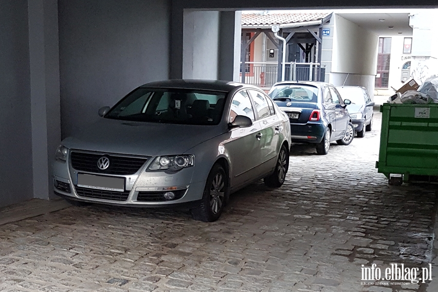 Mistrzowie parkowania w Elblgu (cz 144), fot. 4