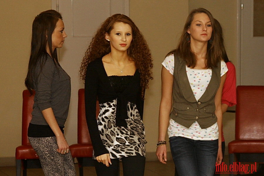 Ostatnie przygotowania do wyborw Miss Polski Ziemi Elblskiej 2010, fot. 74