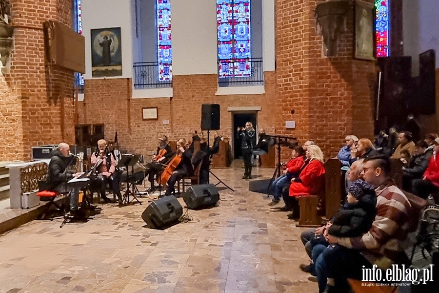 Koncert zespołu RELGION w elbląskiej Katedrze 09-04-2022, fot. 21