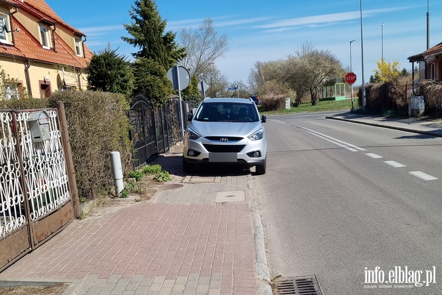 Mistrzowie parkowania w Elblągu (część 148), fot. 12