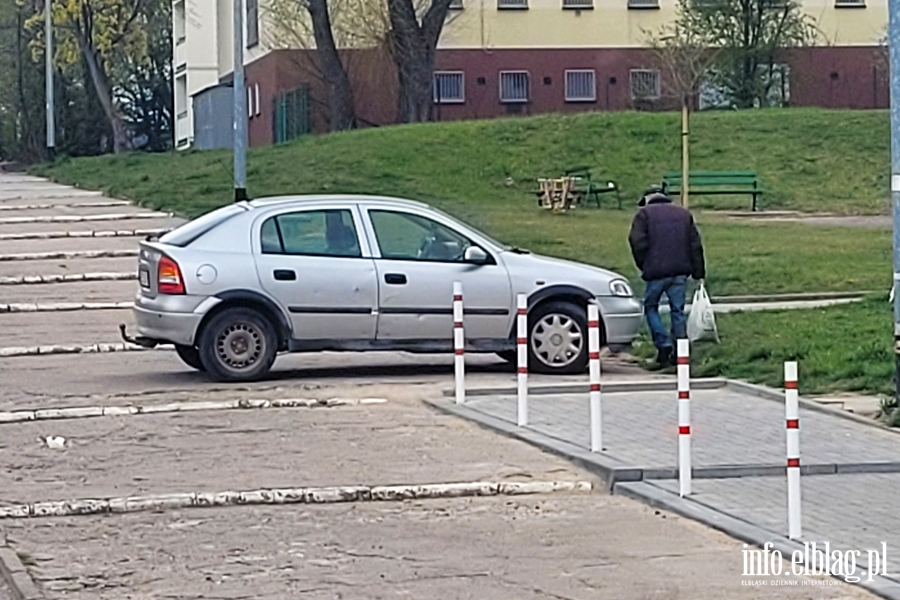 Mistrzowie parkowania w Elblgu (cz 150), fot. 3