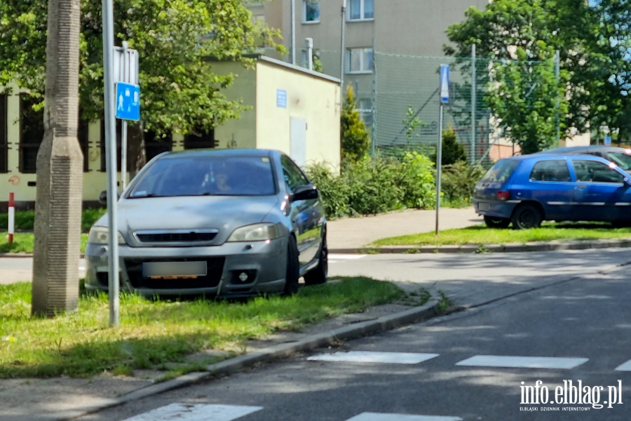 Mistrzowie parkowania w Elblgu (cz 159), fot. 1