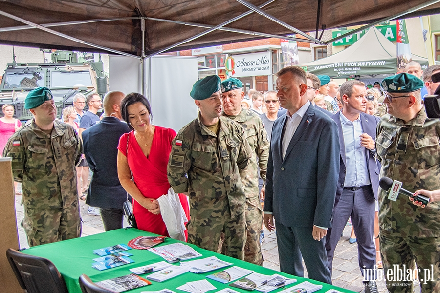 Mariusz Baszczak w Elblgu: Warto by czci wielkiej, wojskowej rodziny NATO, fot. 2