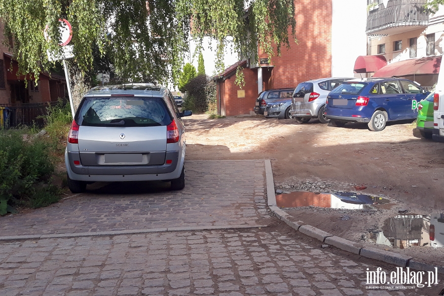 Mistrzowie parkowania w Elblgu (cz 182), fot. 5