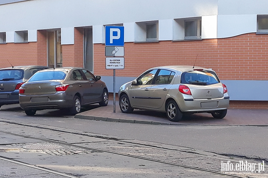 Mistrzowie parkowania w Elblągu (część 183), fot. 10
