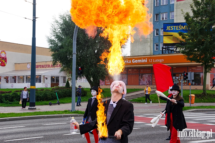 Dzie Seniora w Elblgu. Przemarsz przez miasto i festyn, fot. 46