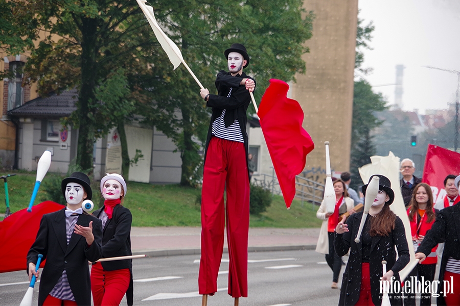 Dzie Seniora w Elblgu. Przemarsz przez miasto i festyn, fot. 48