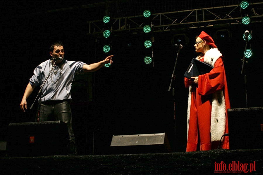 Występ Kabaretu pod Wyrwigroszem i Kabaretu Paranienormalni w hali MOS, fot. 9