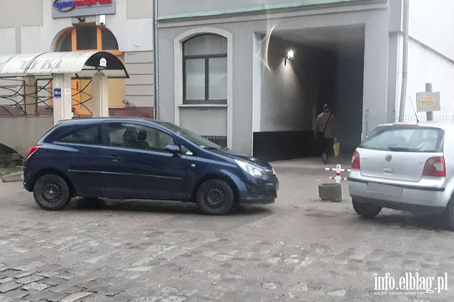 Mistrzowie parkowania w Elblgu (cz 194), fot. 6