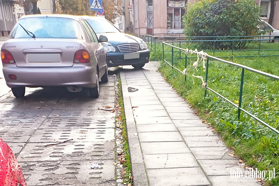 Mistrzowie parkowania w Elblągu (część 196), fot. 5