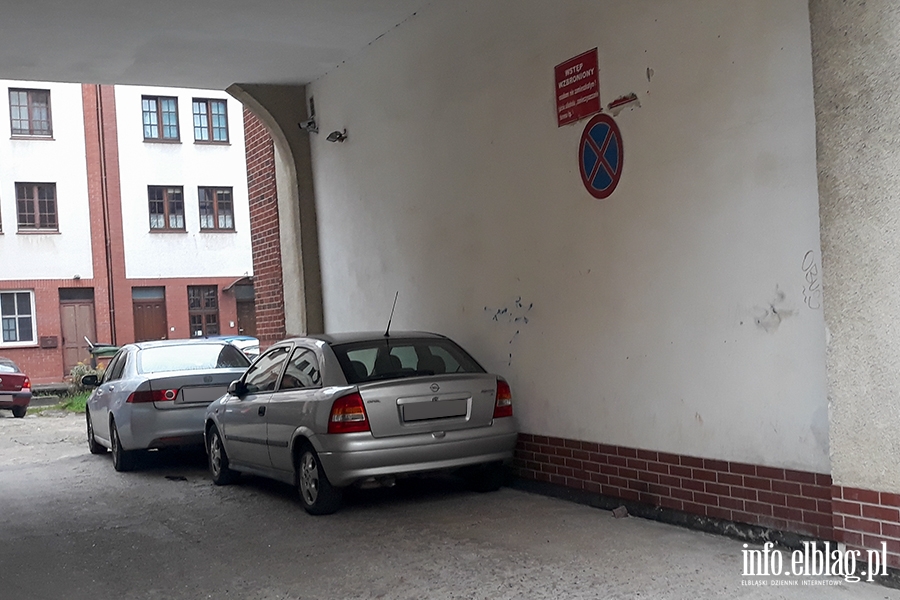 Mistrzowie parkowania w Elblgu (cz 196), fot. 6