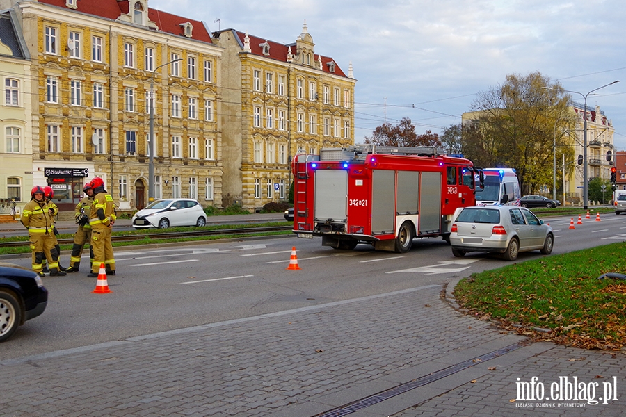 Zderzenie trzech samochodw na Grunwaldzkiej, fot. 15