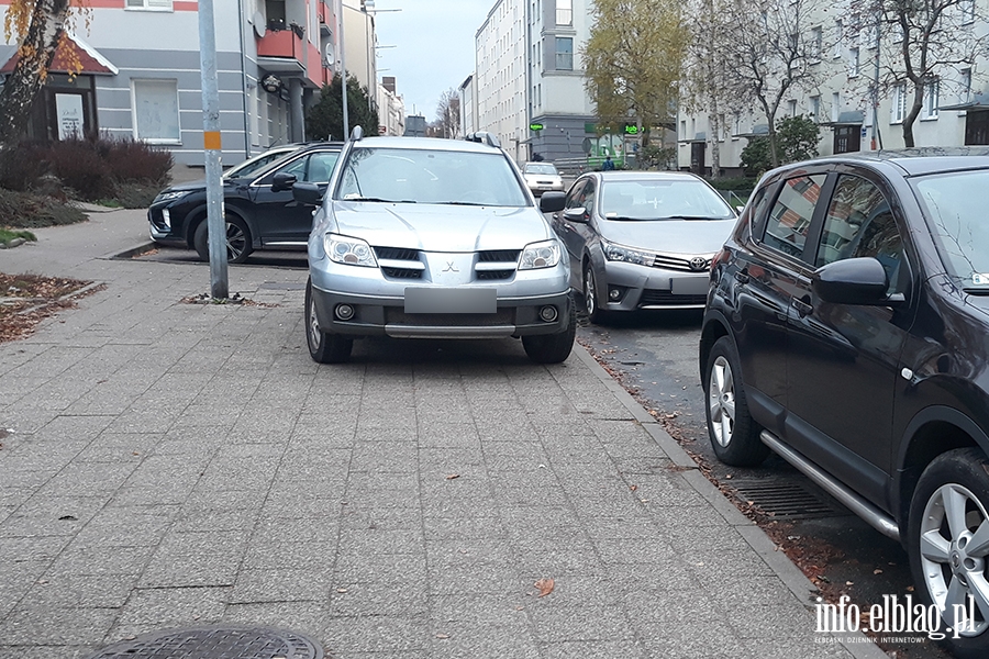 Mistrzowie parkowania w Elblgu (cz 201), fot. 4