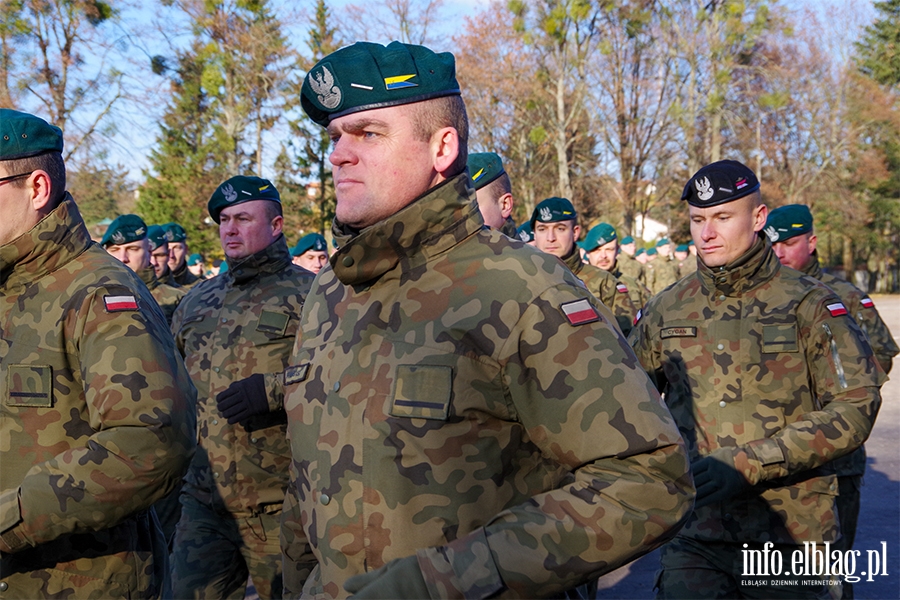 Elbląg: Pożegnanie żołnierzy wyruszających do Bośni i Hercegowiny, fot. 14