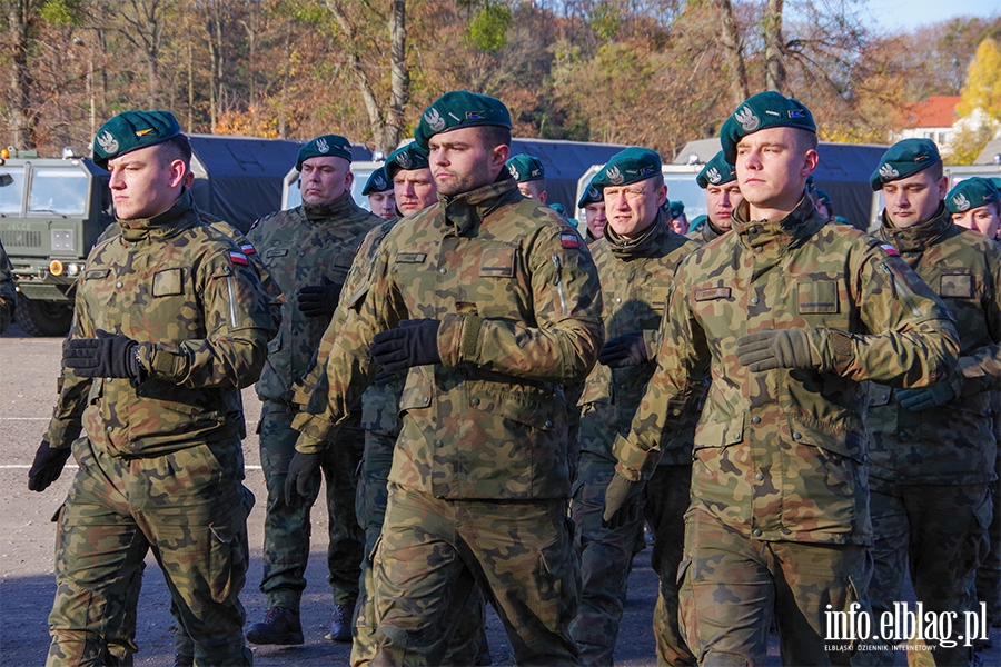Elbląg: Pożegnanie żołnierzy wyruszających do Bośni i Hercegowiny, fot. 15
